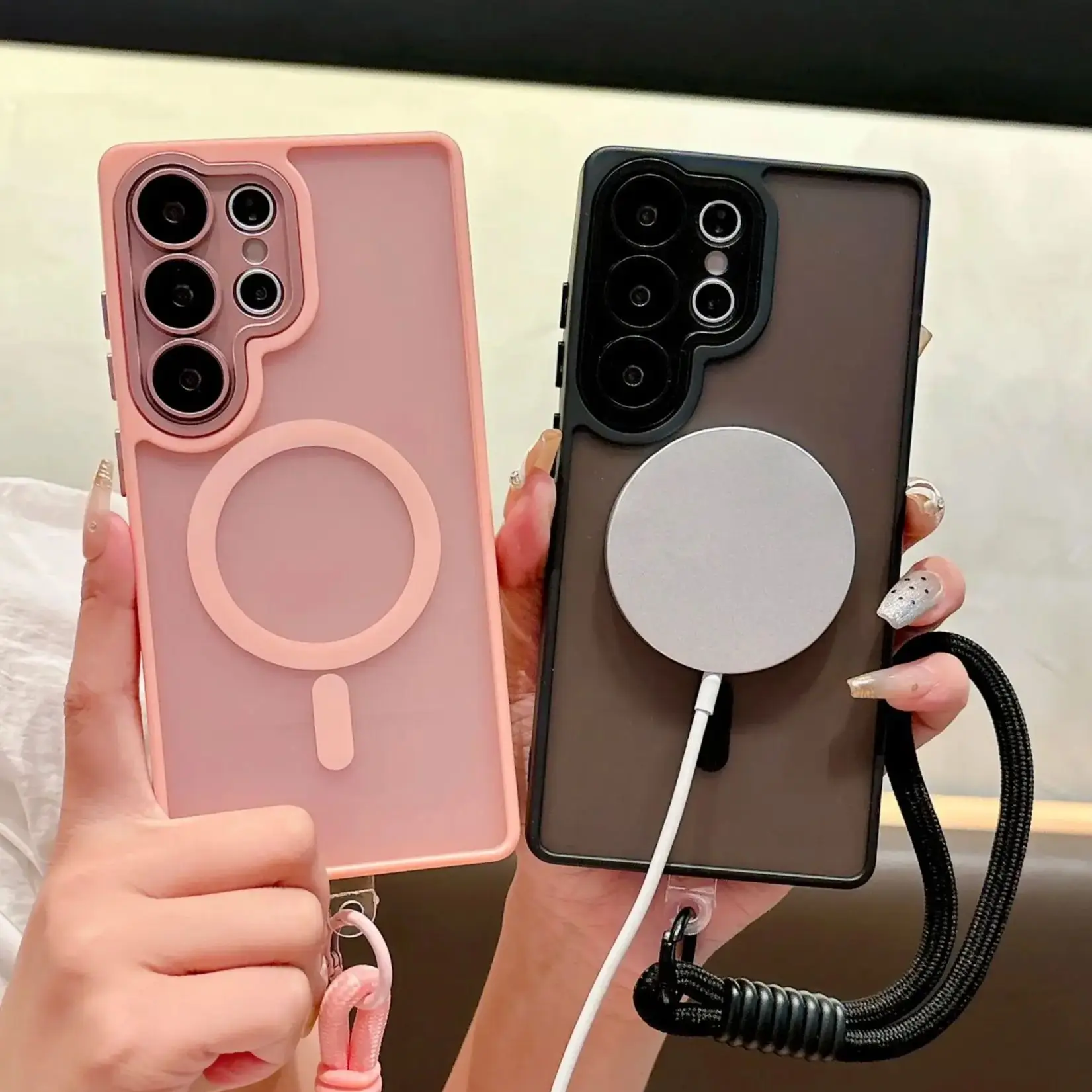 

Роскошный ремешок на запястье для Magsafe Magnetic Case для Samsung S25 Edge S24 S23 S22 A56 A36 A26 A16 A06 Матовый металлический чехол для объектива