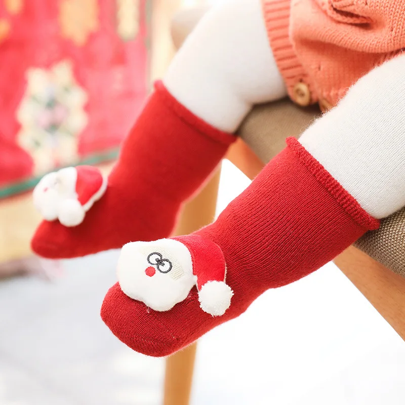 Random One Pair Christmas Baby Socks 3D Doll Decor Soft Warm Non‑Slip Newborn Infant Floor Socks