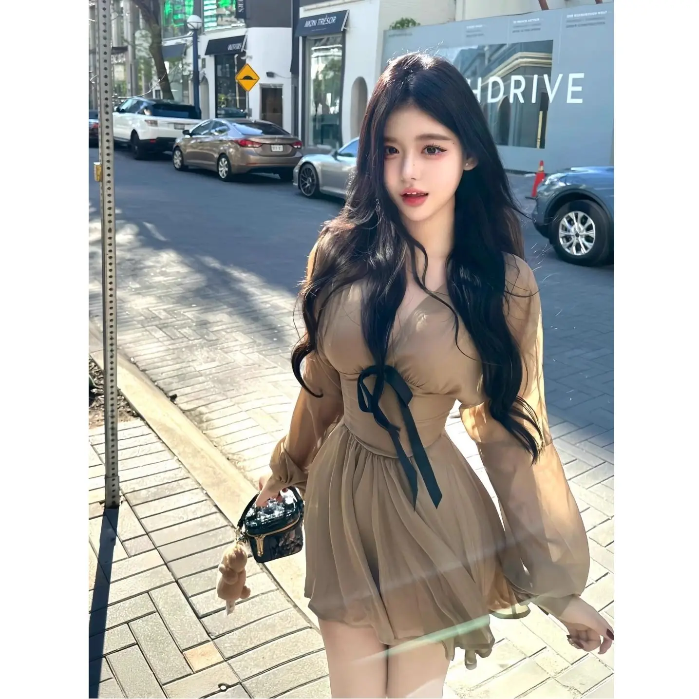 Abiti a maniche lunghe Abito da donna Party Night Elegante primavera Raso Oro Scollo a barca Bowknot Vita aderente Coda di pesce svasata Frenchy