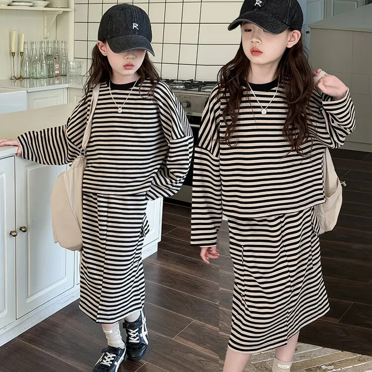 

Girls Striped Sweatshirt Half Skirts Set Korean Fashion O-neck Loose Long Sleeve Tops High Waist Slim Skirt 7-13Years Old Suit