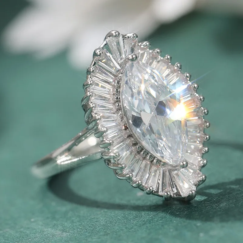 Luxuriöser Eingelegter Weißer CZ Damenring Trendiger Silberfarbener Geometrischer Ring für Tägliches Tragen und Partys Schmuck Jubiläumsgeschenk – Detail 4
