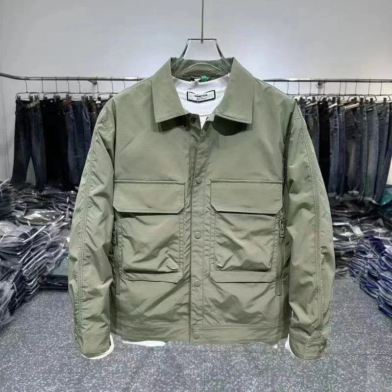 Men Black Lapel Cargo Jacket Spring Autumn Multi‑Pocket Snap Button Loose Streetwear Casual Outerwear.