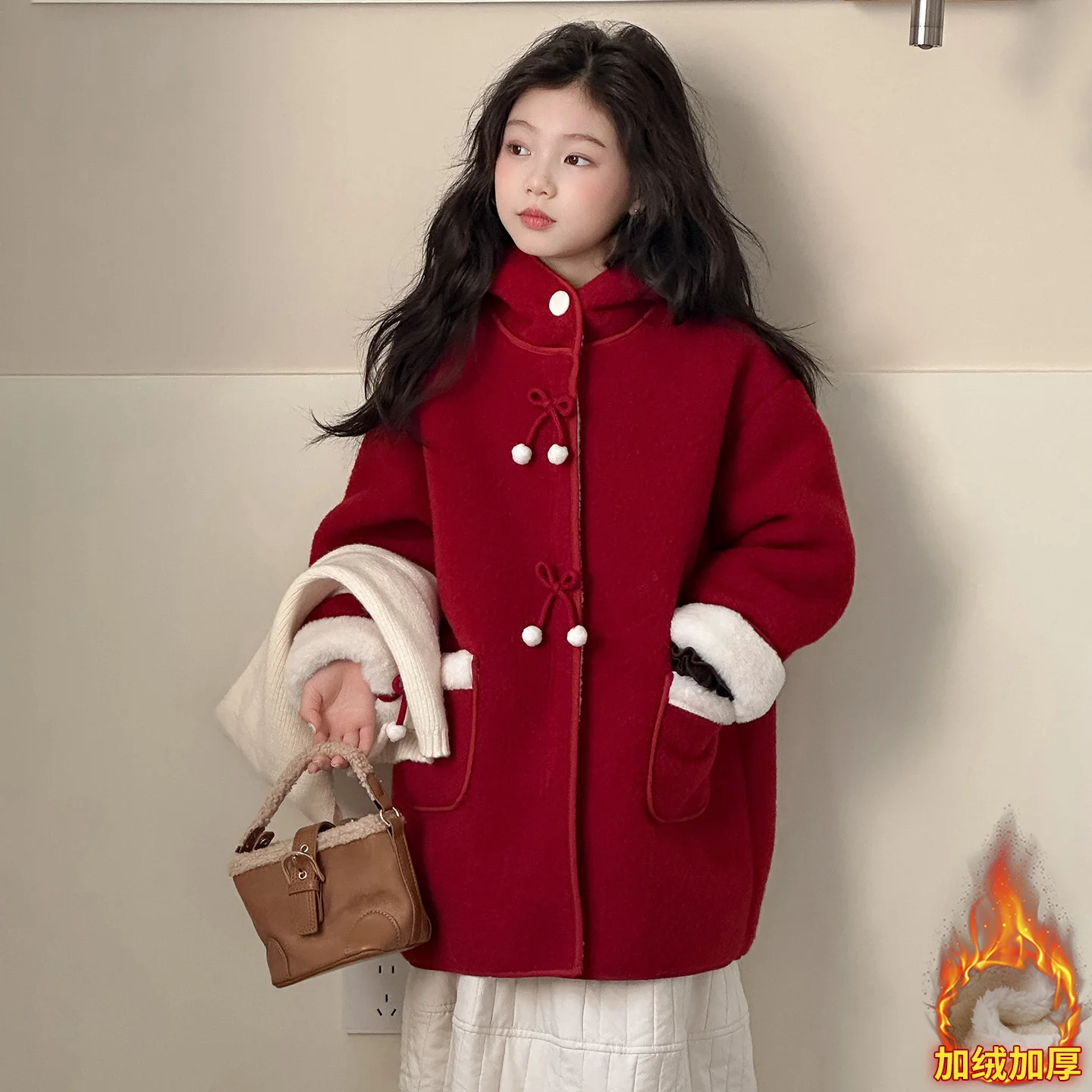 

Christmas and New Year Red Woolen Coat for Girls Winter Clothing New Retro Temperament Sweet Plush Mid Length Coat with Scarf