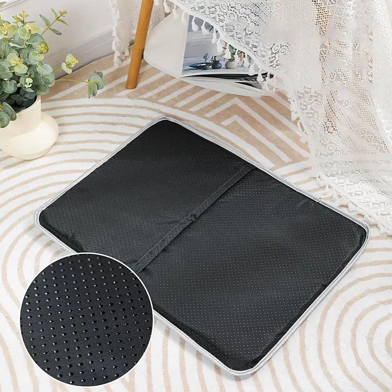 

Cooling Mat For Pets Non-Slip Foldable Pets Cooling Pad Lightweight Dog Bed Portable Cooling Blanket For Travel Kennel Cage