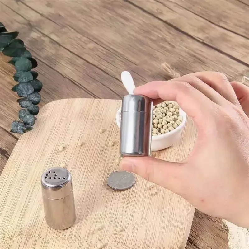 1pcs Food-Grade Stainless Steel Spice Jars   Mini Portable Salt  Pepper Shakers, Leak-Proof for Camping Picnic