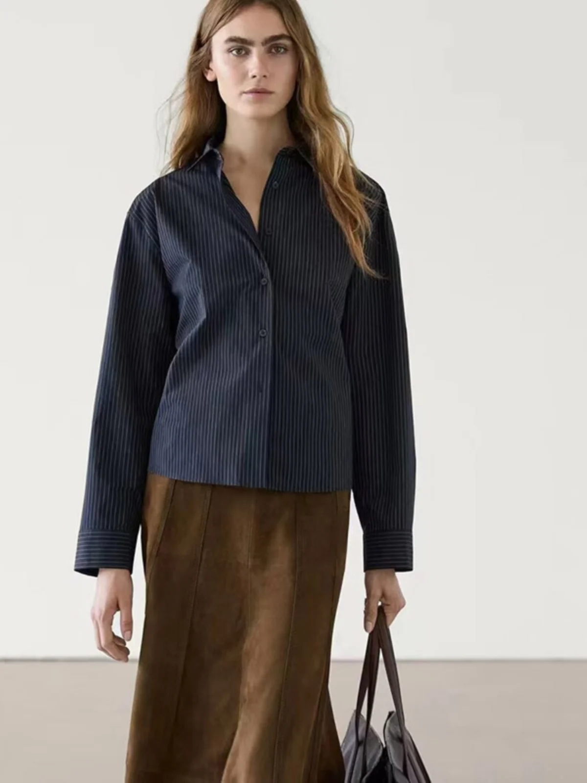 

Удобное повседневное полосатое длинное платье-свитер, новинка осеннего сезона, свободный крой, для повседневной носки, женская мода