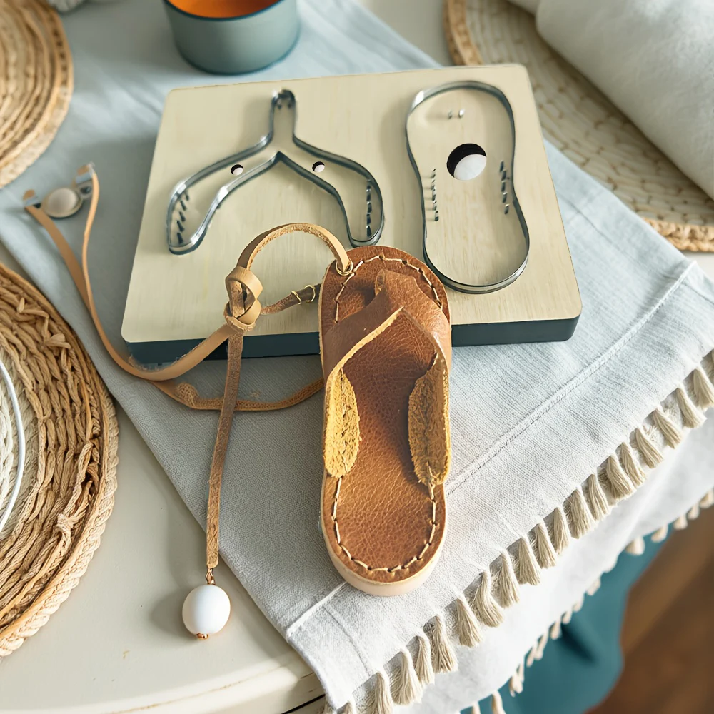 

1 шт., 9х4 см, индивидуальная форма для вырезания тапочек, для рукоделия, для изготовления брелоков, подвесок для сумок и изделий из кожи