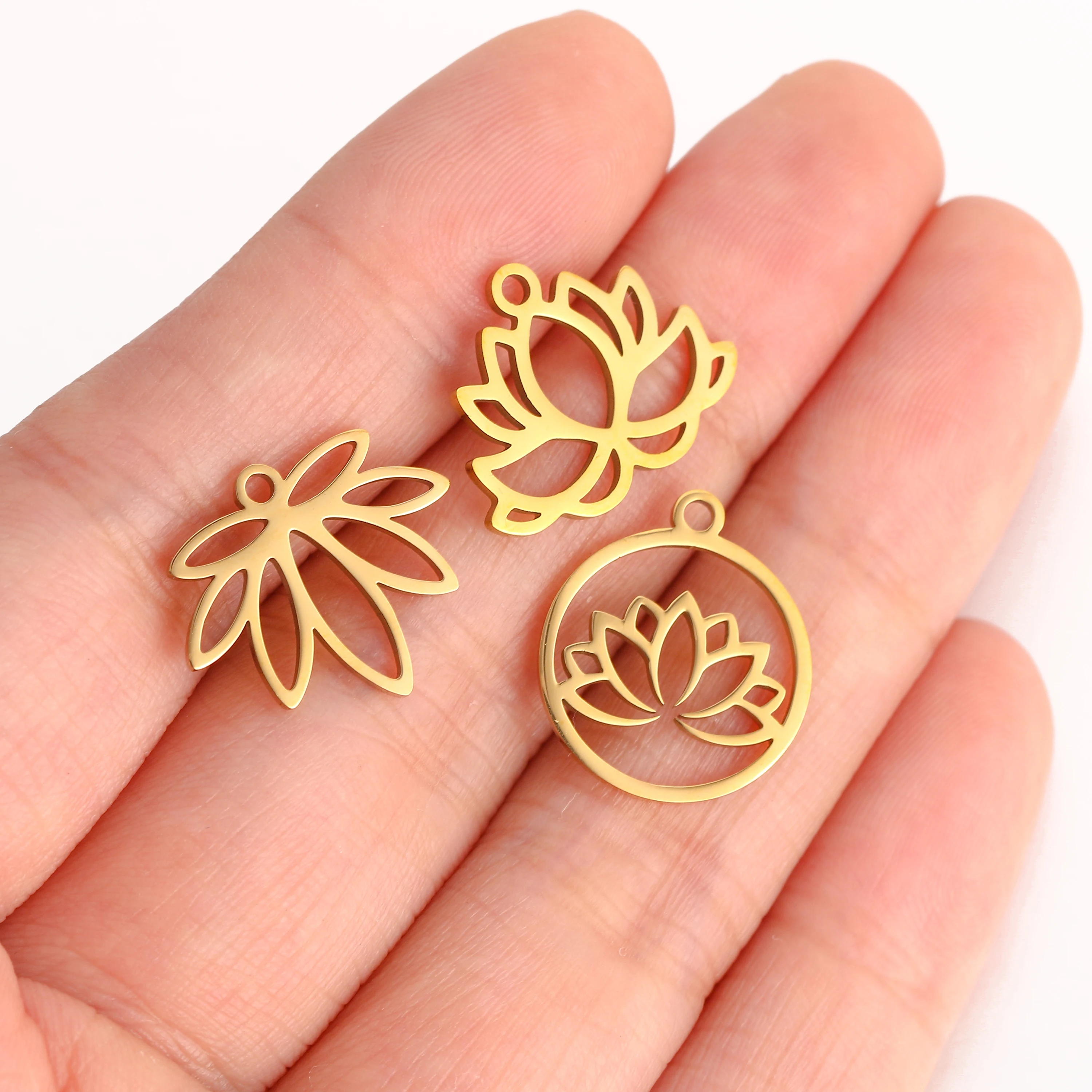 5Pcs/Lot Hollow Flower Charms Stainless Steel Lotus/Rose/Sakura Pendants Lucky Amulet Diy Earrings Necklace Craft Jewelry Making