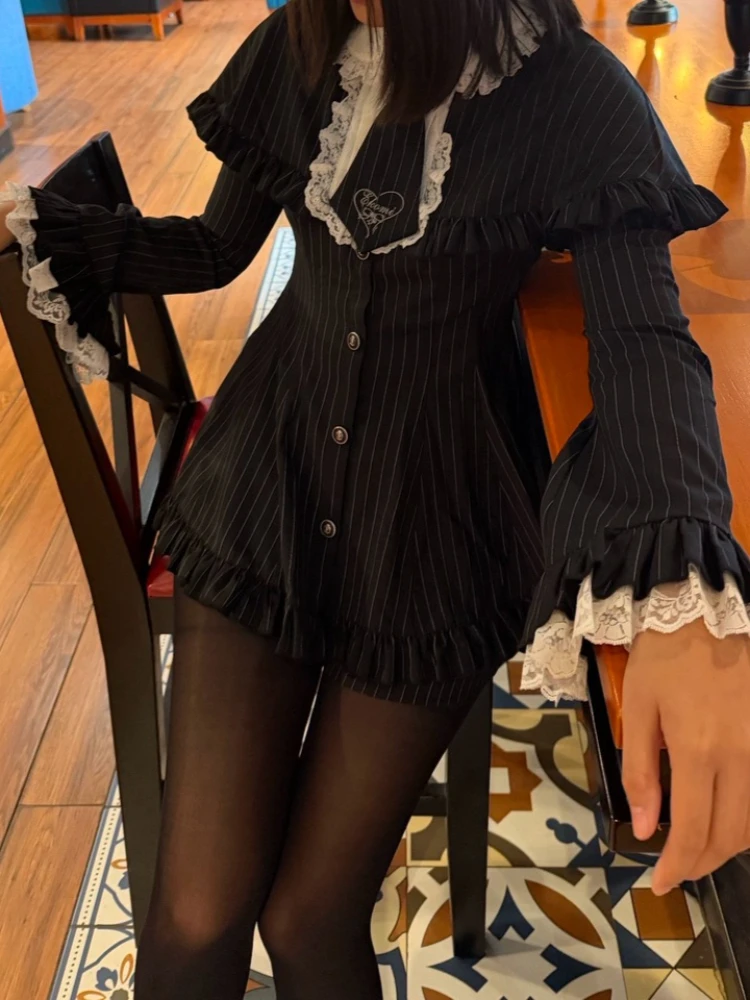 Conjunto de vestido gótico de Halloween, estilo Y2K, para mujer, con mangas acampanadas, cuello Peter Pan, estampado a rayas, corte ajustado, estilo Harajuku Y2K, pantalones cortos Jirai Kei.
