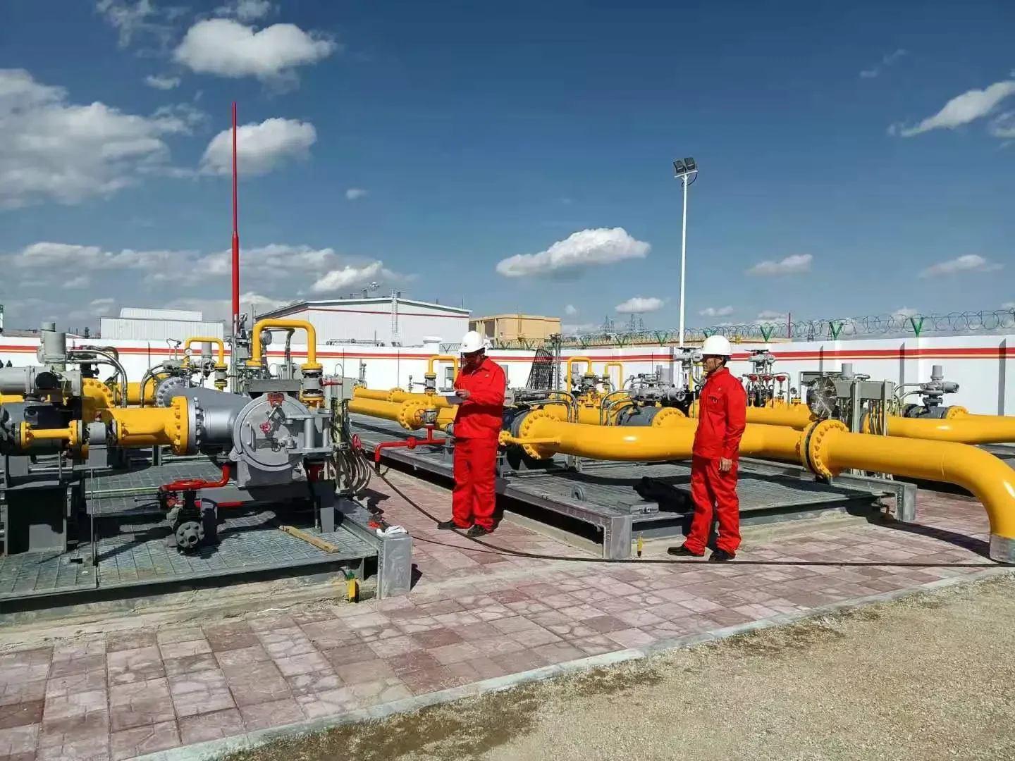 تخصيص قطاع ثقب متعدد عينة معدنية قسيمة التآكل تركيب الوصول لاختبار خط أنابيب الضغط العالي