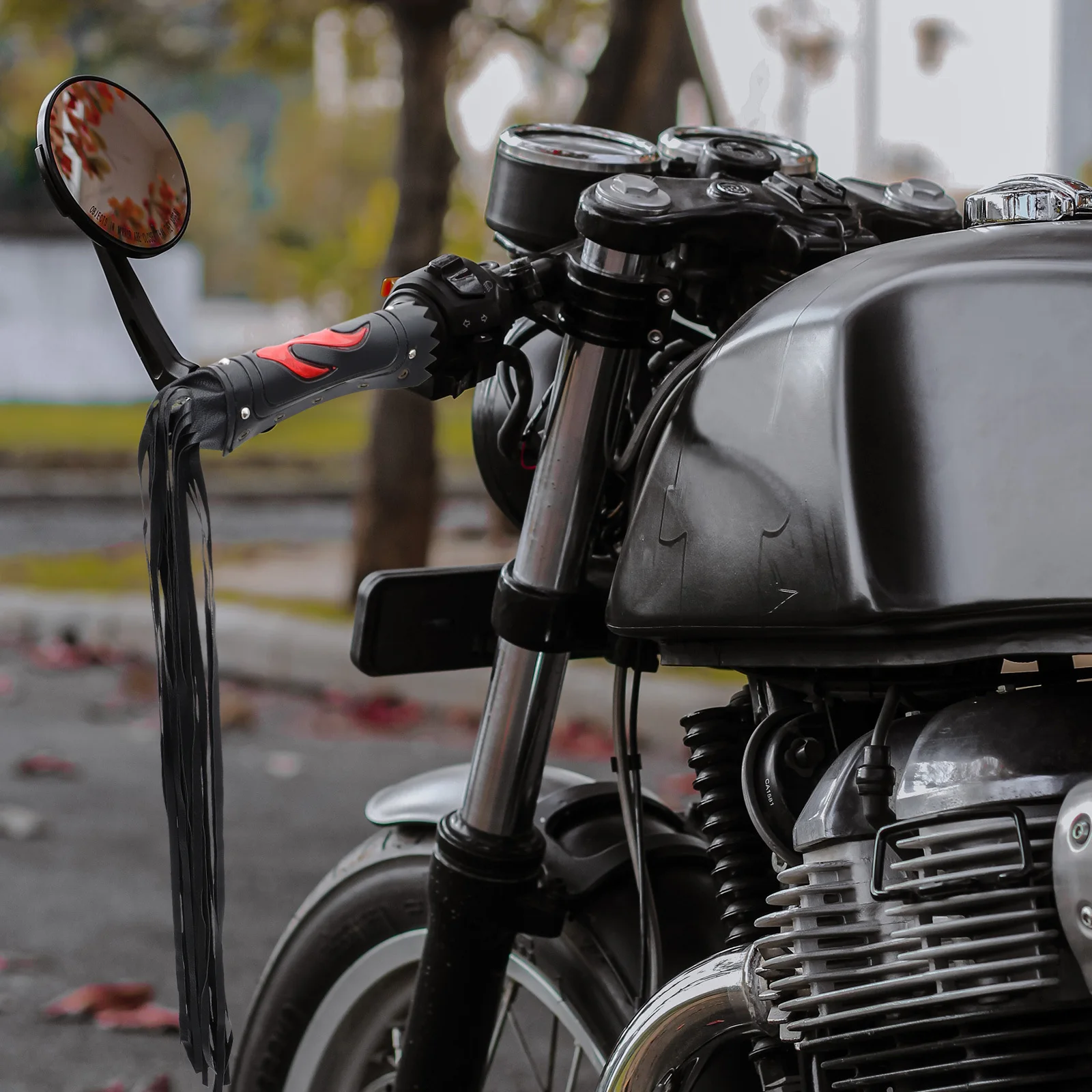 

1Pair Premium PU Motorcycle Handlebar Tassel Elegant Fringe Wrap Cover for Motorbike Grips Stylish Decoration