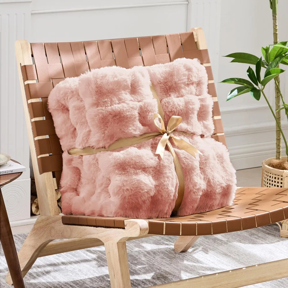 Tuscany Style Double Sided Thickened Warm Soft Faux Rabbit Fur Bubble Plush Blanket for Office Nap Sofa Throw Bedroom Decor Home