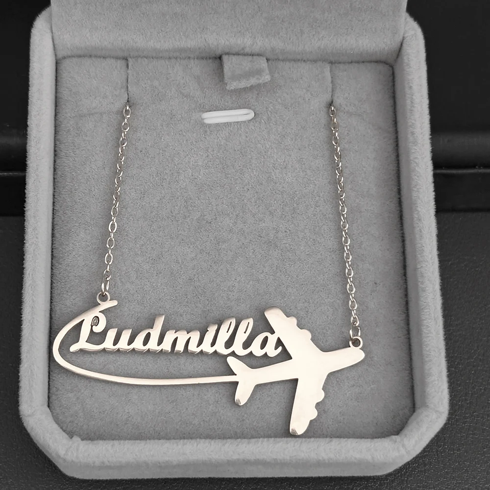 شخصية مخصصة طائرة مجوهرات عصرية الحد الأدنى قلادة قلادة الفولاذ المقاوم للصدأ هدية مثالية هدية عيد الأم