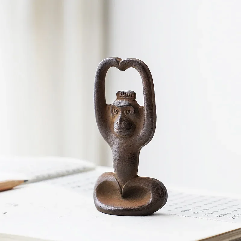 

Southern iron, zodiac monkey year ornament, bottle opener, horse farm, zhongkwanwen town ruler
