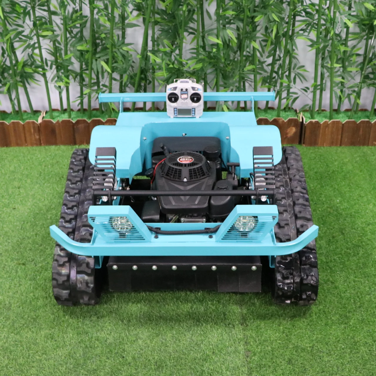 Autonomous Hillside Lawn Mower 550mm 7.5/9hp Loncin Engine Rotary Type 0-260mm Height for Park Garden Farm 1.3L/1.5L Fuel Tank