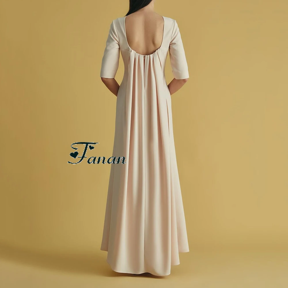 Maßgeschneidertes beiges Abendkleid aus Jersey mit U-Boot-Ausschnitt, halben Ärmeln und Kristallen, A-Linien-Partykleid, rückenfreies, knöchellanges Abendkleid