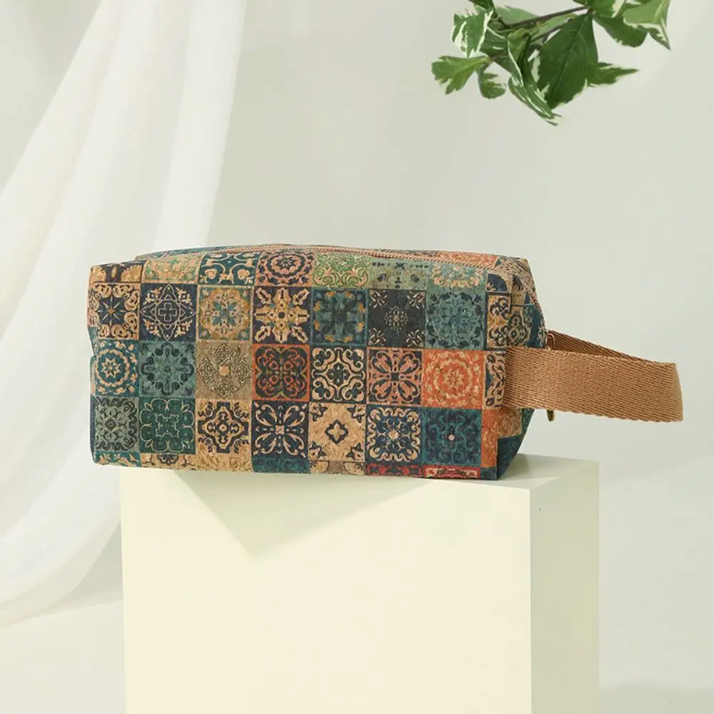 

Fashion Portable Makeup Bag Large Capacity Retro Cosmetic Bag Handle Floral Printed Make Up Storage Bag Travel