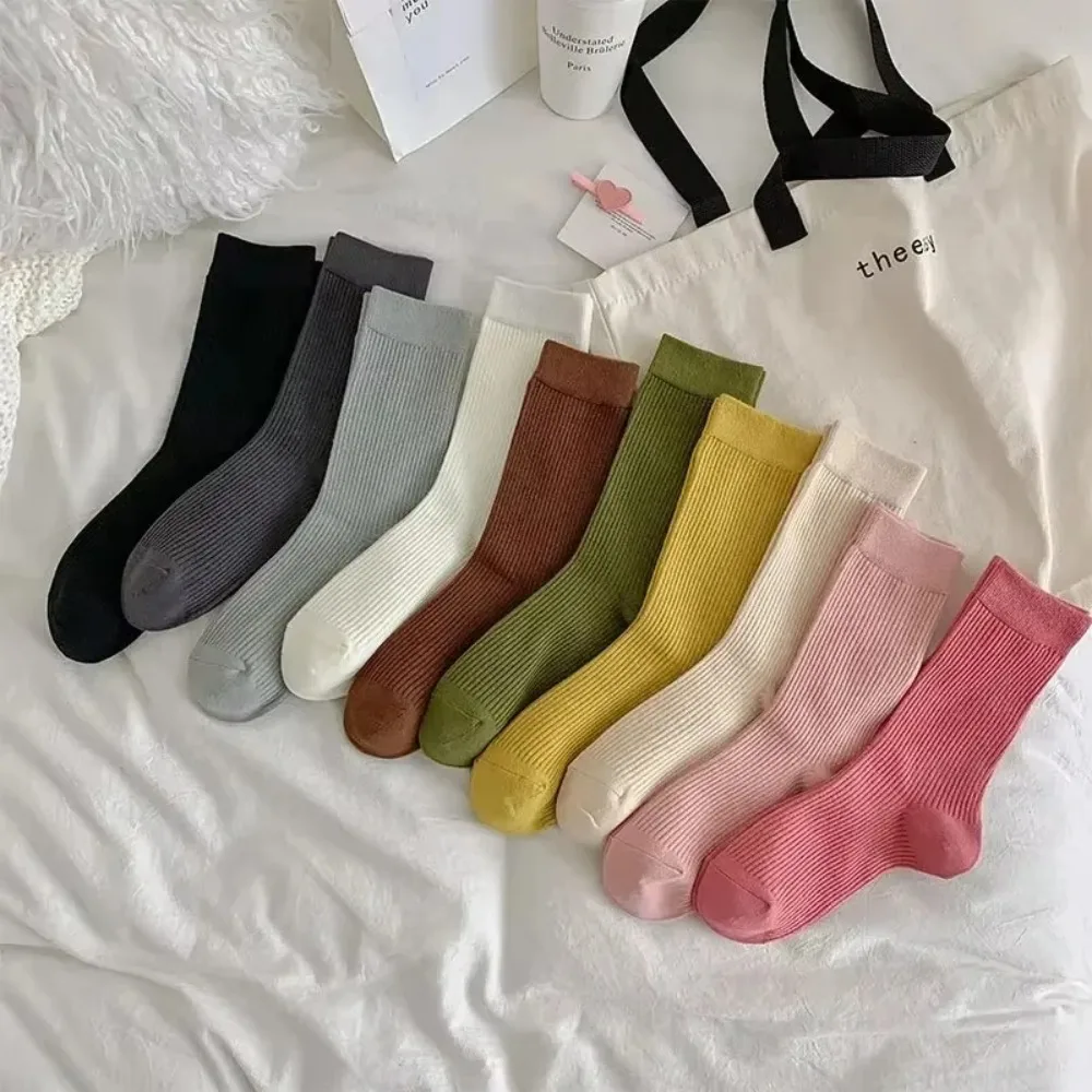 Women Thin Simple Socks Casual Cotton Breatable Harajuku Streetwear Sports Socks Fashion School Girls Black White Stockings