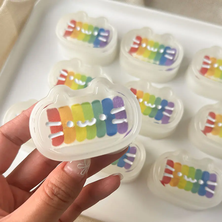 かわいいソフトスクイーズレインボー小さな猫スクイーズおもちゃ抗ストレスタバスクッシュキッズガールズおもちゃギフトストレスボール大人の感覚おもちゃ