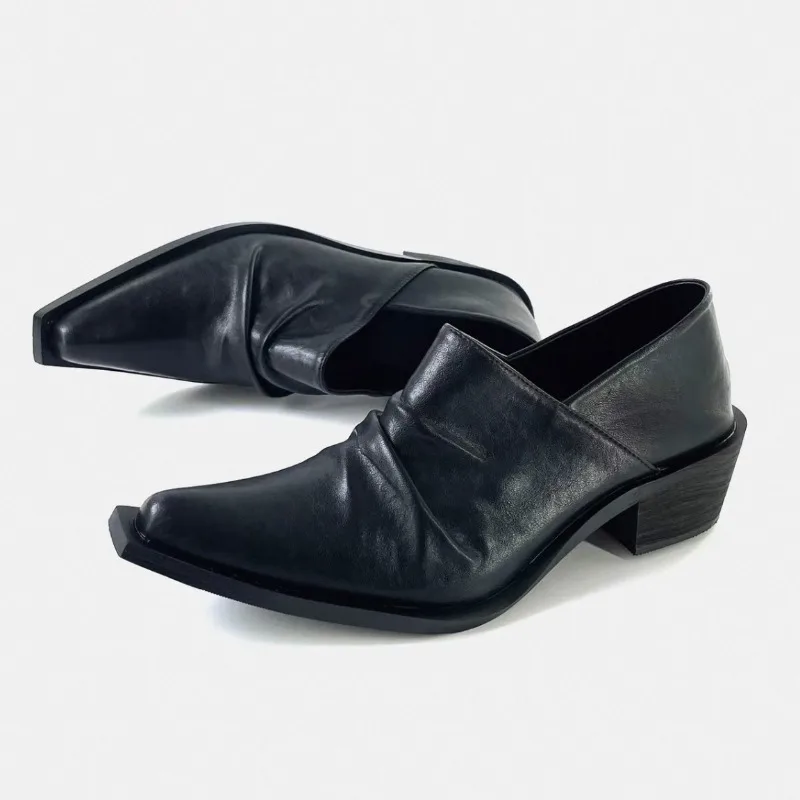 Black 01