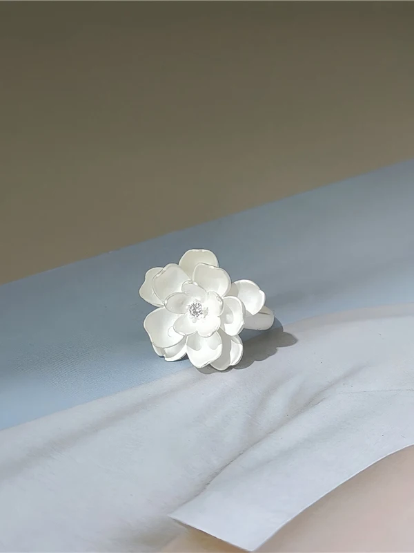 

Original White Lotus Flower Opening Silver Ring S925 Pure Silver Burnt White Artistic Retro Luxury Fashion Jewelry