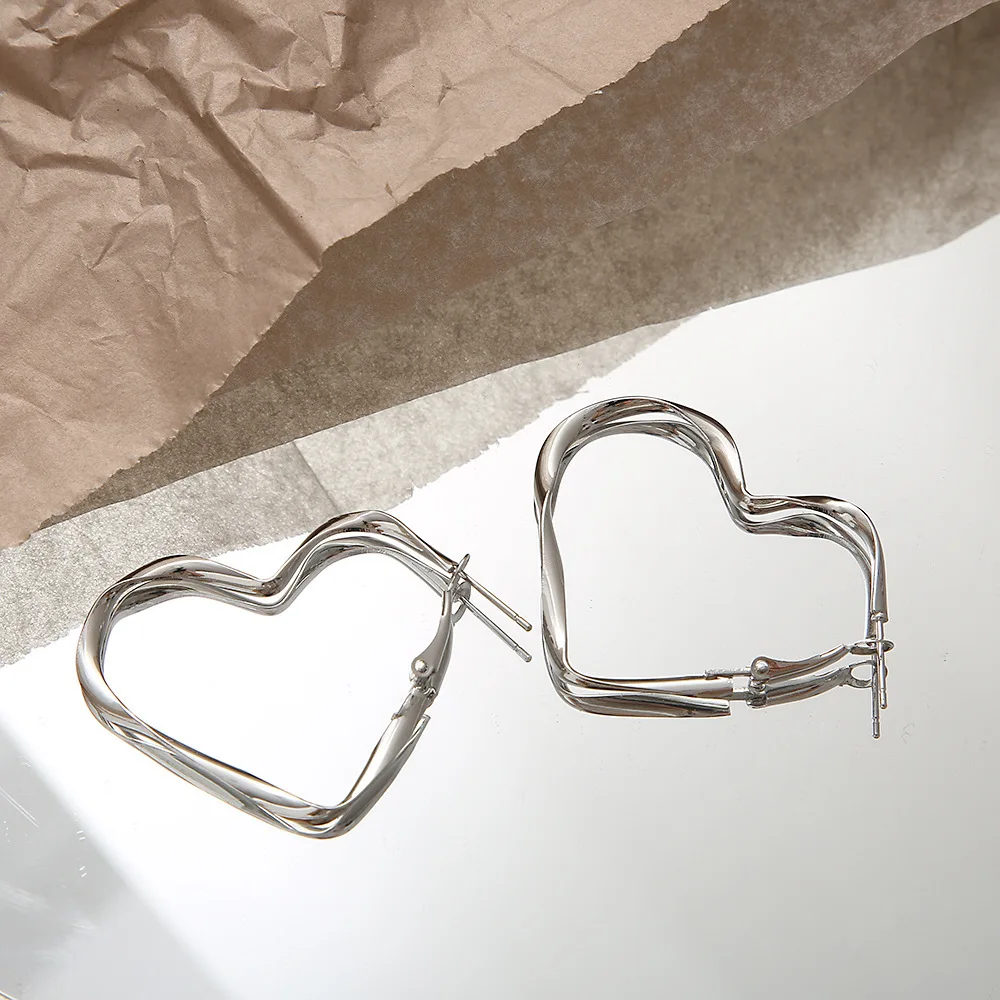 Trendy Heart Alloy Earring For Women Girls Cute Silver Color Geometric Metal Earrings Party Birthday Daily Jewelry Accessories