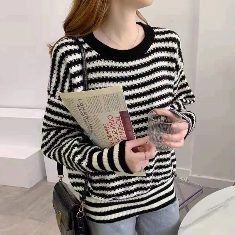 

Knitted Sweater Women Pullovers New Long Sleeve O-Neck Striped Knit Sweater Pullover Women Tops Sueters De Mujer Knitwears Q2033
