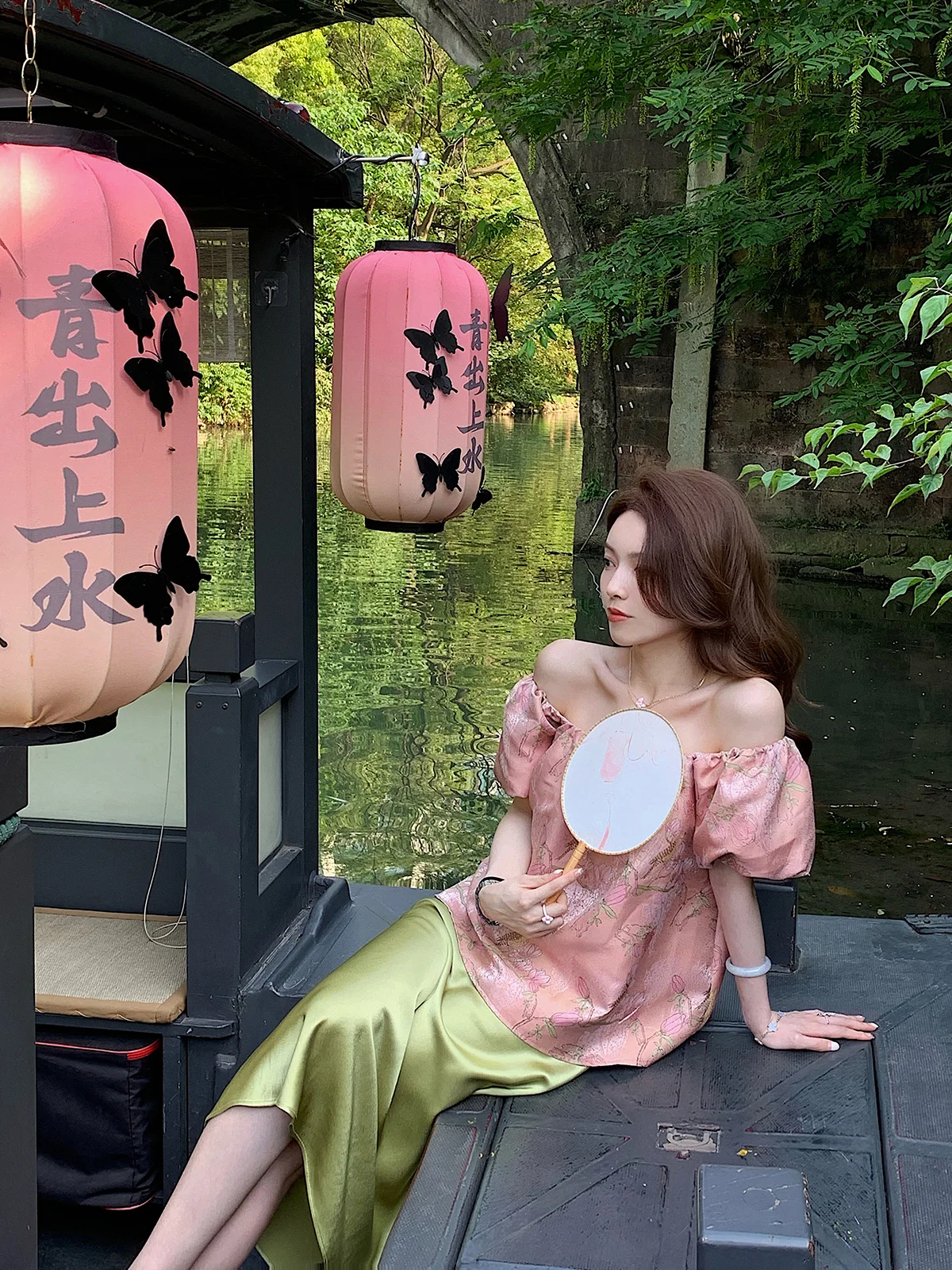 

Ele Floral Embroidery Bubble Sve One oulder Top Women's Summer New Design irt Sli Unique Faionable Blouse