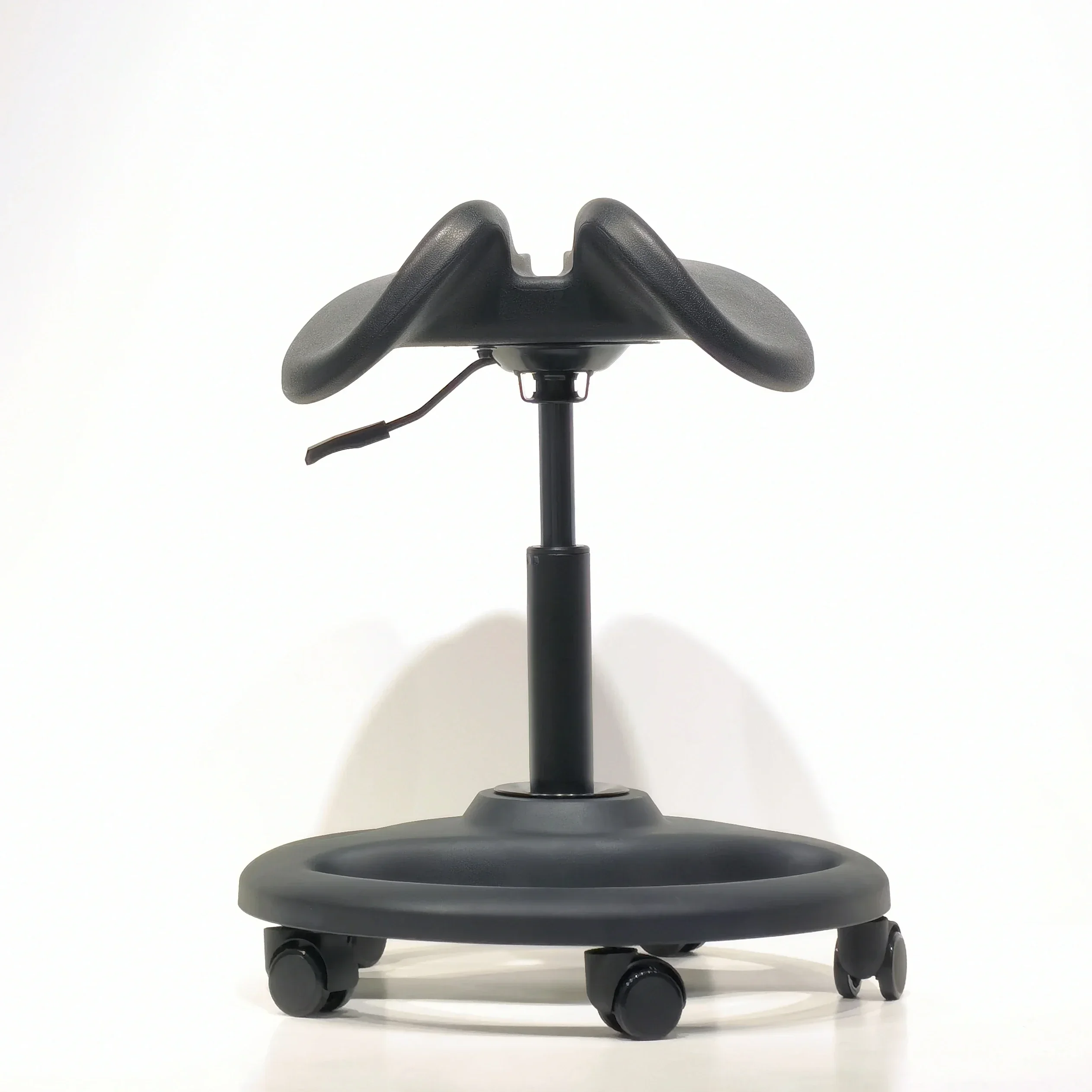 Salon Barber Stool With Adjustable Height And 360 Wobble Casters Swivel Salon saddle chairs