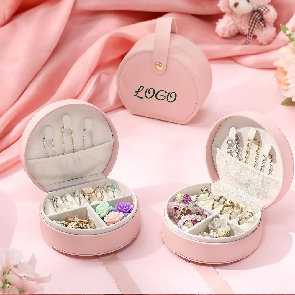 

Travel Jewelry Case Mini Leather Bridesmaid Jewellry Gift Box Bulk Half Moon Design Custom Logo Rings Earring Storage Organizer