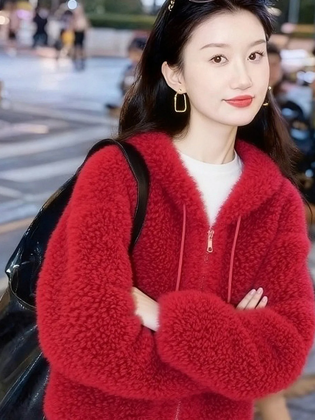 

Куртка из овечьей шерсти с капюшоном, ярко-красная, весна-осень, новая модель, женская модная верхняя одежда, повседневный свободный крой