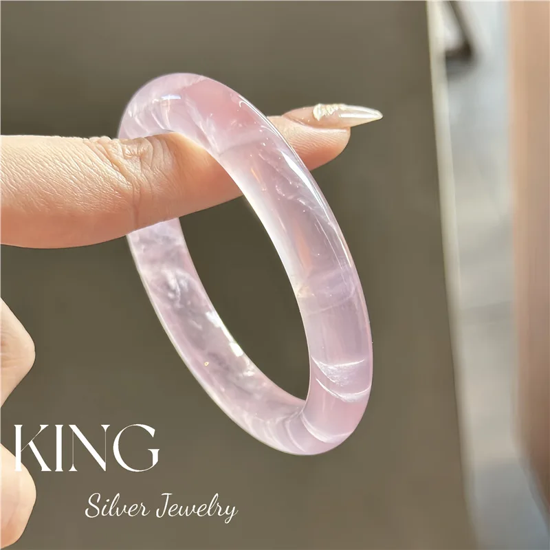 

Ice transparent natural old mineral horse powder crystal peach blossom horse powder bracelet