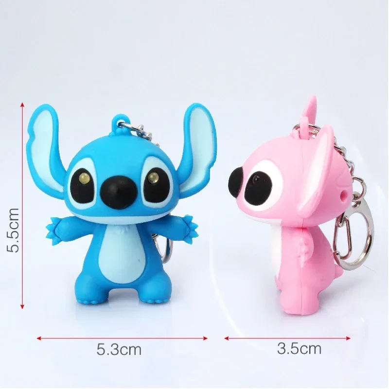 Disney-Llavero LED de Stitch para niños, figuras de Anime, luz nocturna brillante, Ángel de puntada, novedad, adorno colgante de dibujos animados, juguetes, regalos para niños, 2024