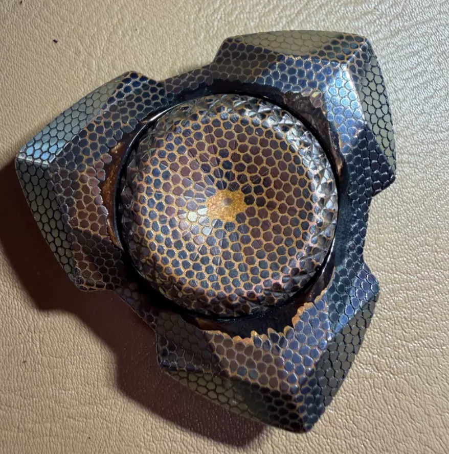 Used EDC Ele Full Wire Superconducting Star 1 Spinner Fingertip Gyroscope Decompression Toys