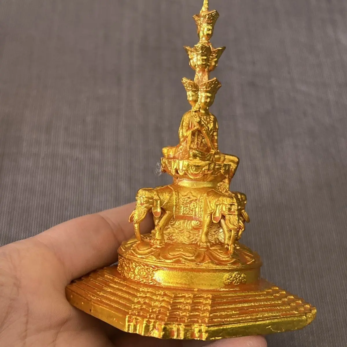 Retro gilt Emei Mountain Golden Dome Ten Square Puxian Bodhisattva Buddha Statue Ornament Four-sided Buddha Ritual Buddha Dragon