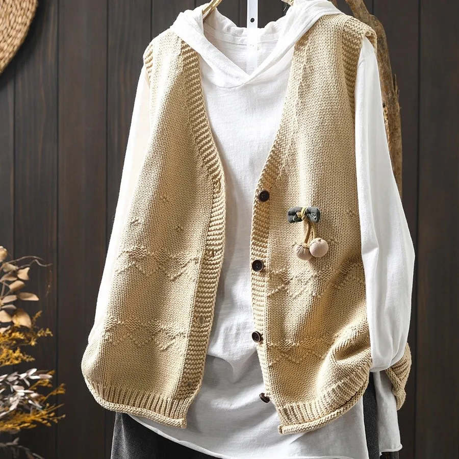 เสื้อสเวตเตอร์ถักไหมพรมคอวีลายดอกไม้ทำมือสำหรับผู้หญิง สไตล์หลวมๆ ใส่สบายๆ สำหรับฤดูใบไม้ผลิและฤดูใบไม้ร่วง สไตล์เรโทร พร้อมแผ่นรองไหล่