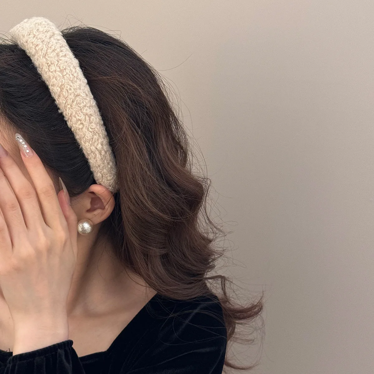 

Korean winter retro headband hair band For women girl vintage accessories Hoops furry new in Gift makeup kpop sweets adults 2025