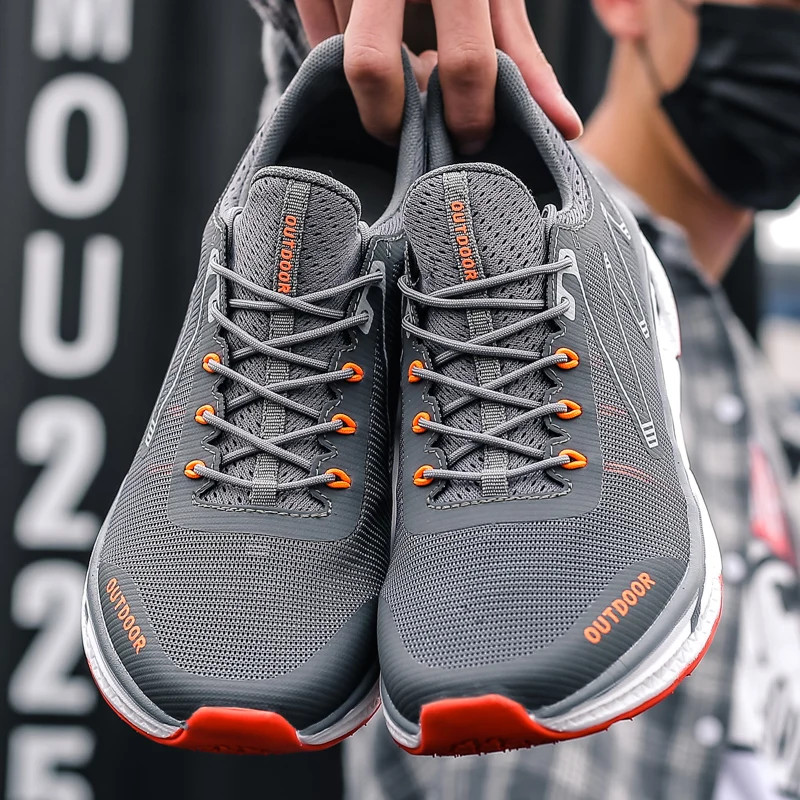 New 2025 summer hot sale neutral breathable professional wear-resistant hiking hiking shoes walking shoes very good