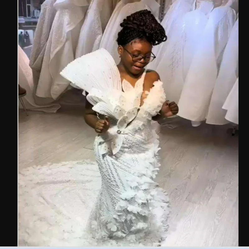 Customized One Shoulder Shinny Heavy Beads Luxury  Mermaid  Wedding Dress Robe De Mariee Handmade Flowers Africa  Bridal Gown