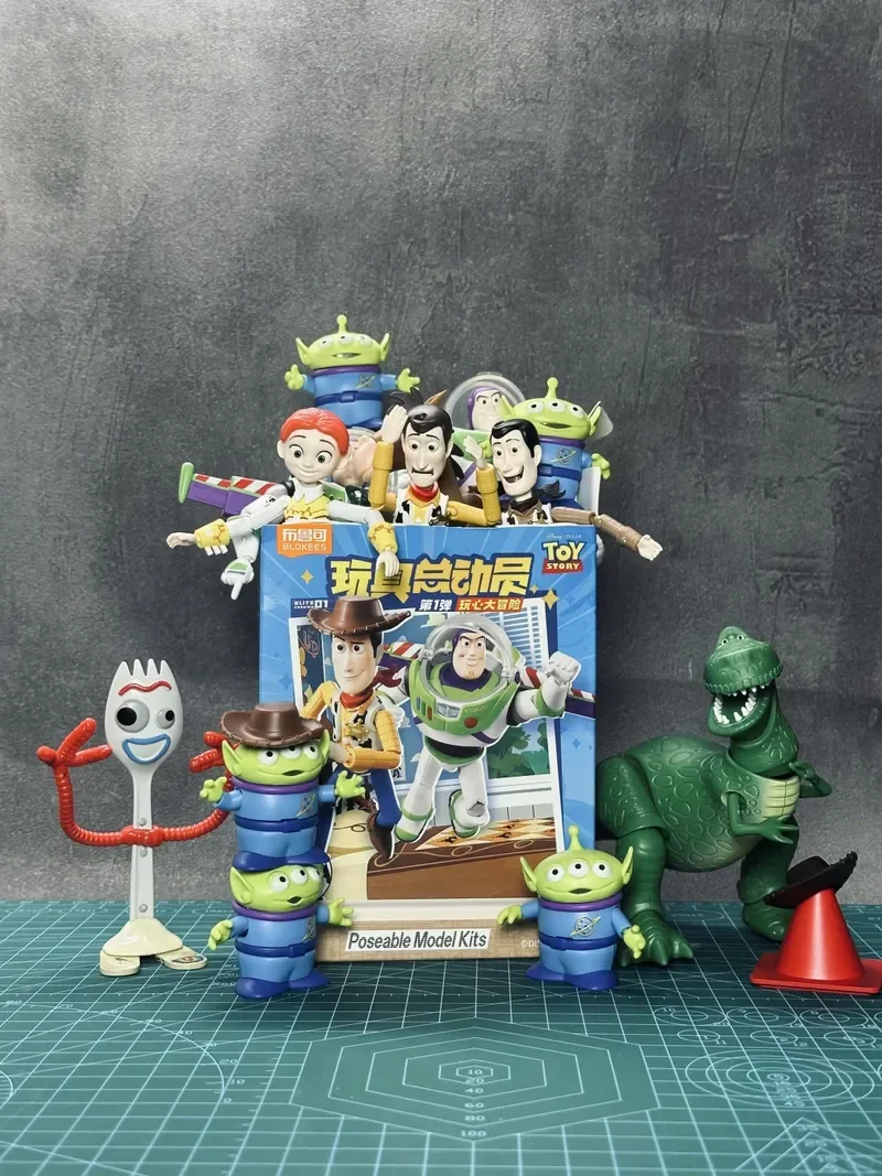 

2026 New Blokees Original Pixar Toy Story 5 Building Blocks Action Figure Assembled Model Exquisite Desktop Display Toys Gift