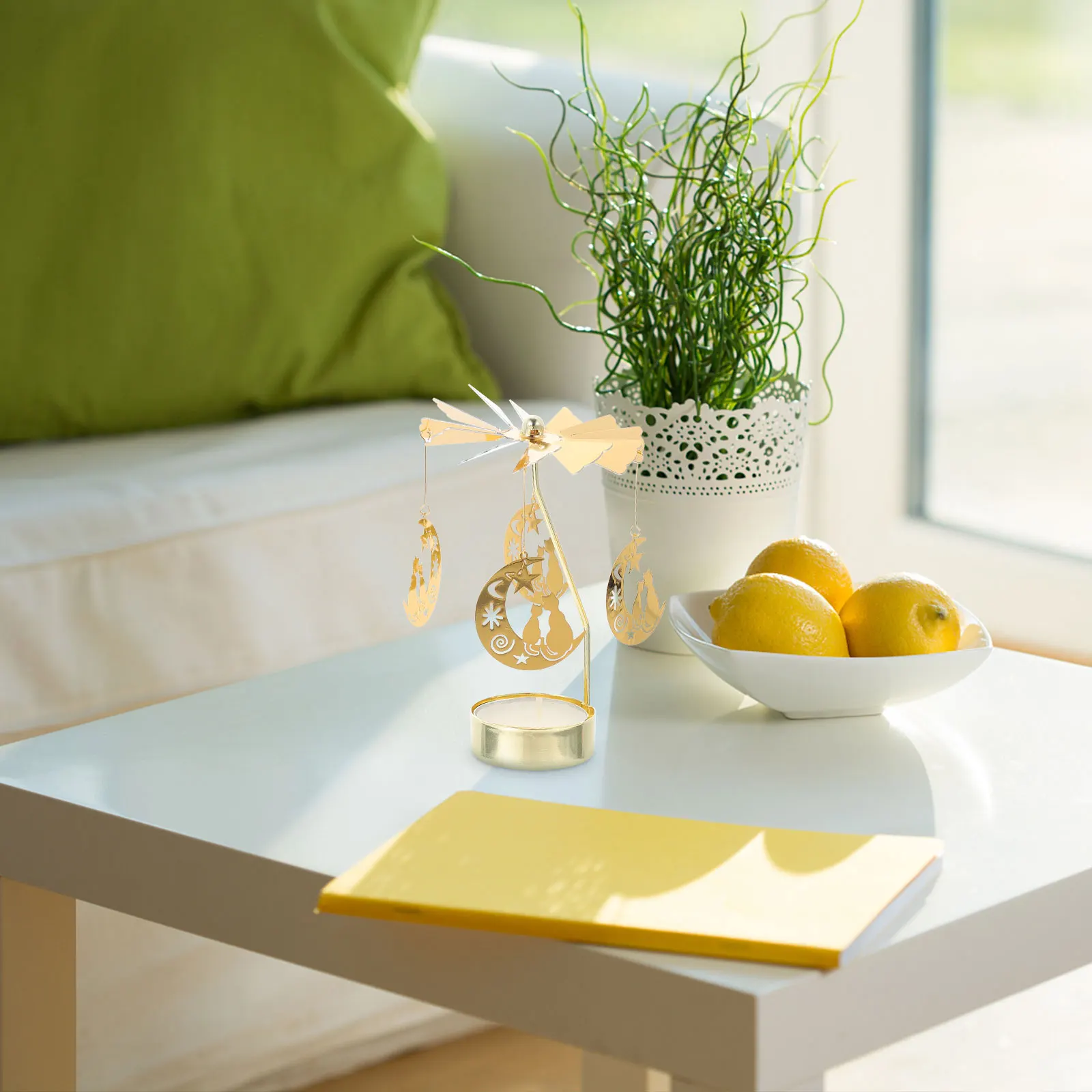 

Rotating Candlestick Iron Art Chic Style Xmas Party Decor Holder Romantic Tabletop Decoration Table Ornament Dining