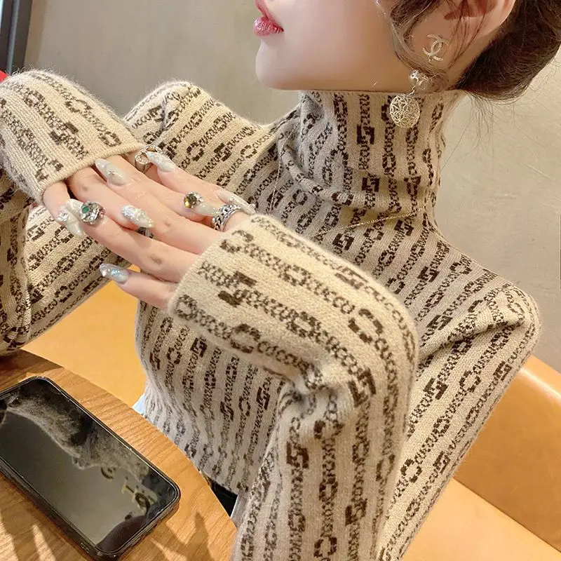 Women\'s Turtleneck Sweater Bottom Autumn and Winter Fashion Commute Printed Contrast Color Striped Long Sleeve Slim Sweater Tops