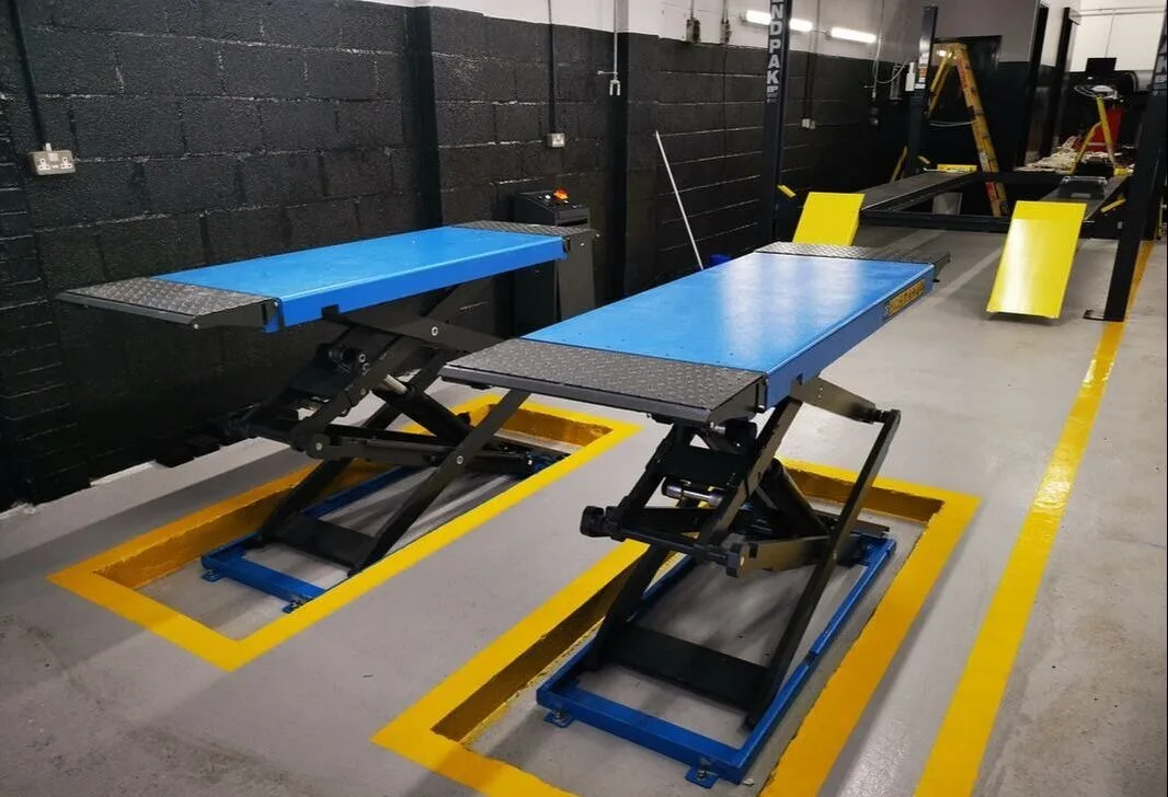 Competitive Export Price Scissor post car lift with Four Cylinder Hydraulic Lift for cheap prices