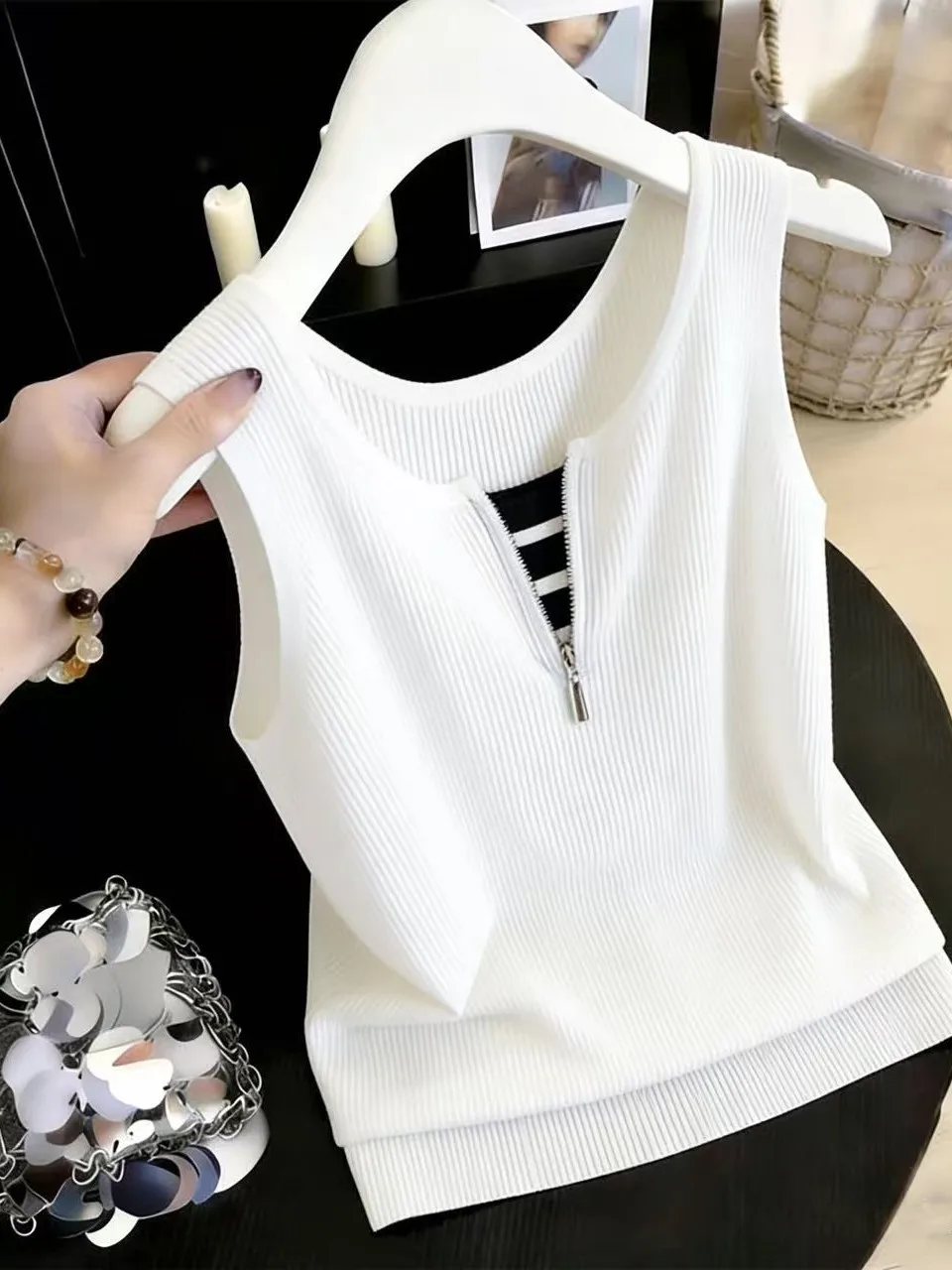 

Женский вязаный жилет больших размеров на молнии без рукавов, белый, с эффектом двухслойности, в корейском стиле, для повседневной носки, весенний сезон