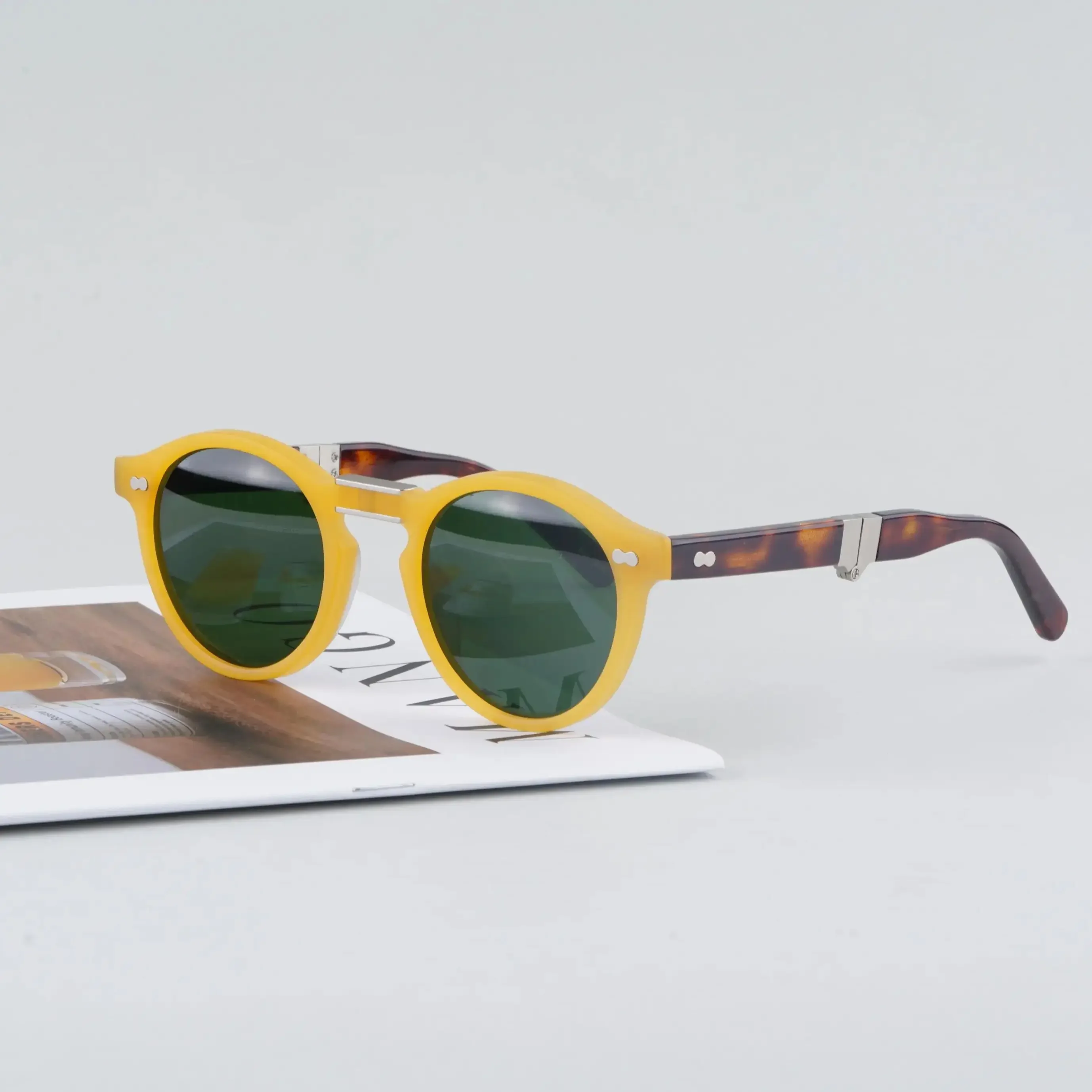 2026 New Foldable Round Acetate Sunglasses Unisex High Quality UV400 Optical Prescription Retro Eyeglasses with Case