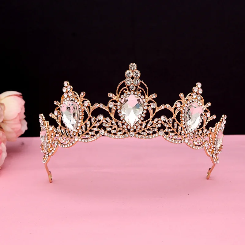 European and American Colored Rhinestone Bridal Crown Retro Style Gold Wedding Dress with Alloy Crown Headpiece Design