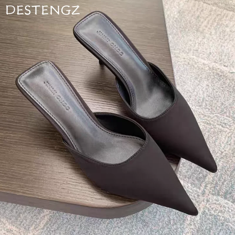 Pantoufles pointues en daim à talons mi-hauts pour femmes, chaussures peu profondes, chaussures Parker, créateur tendance, printemps 2025