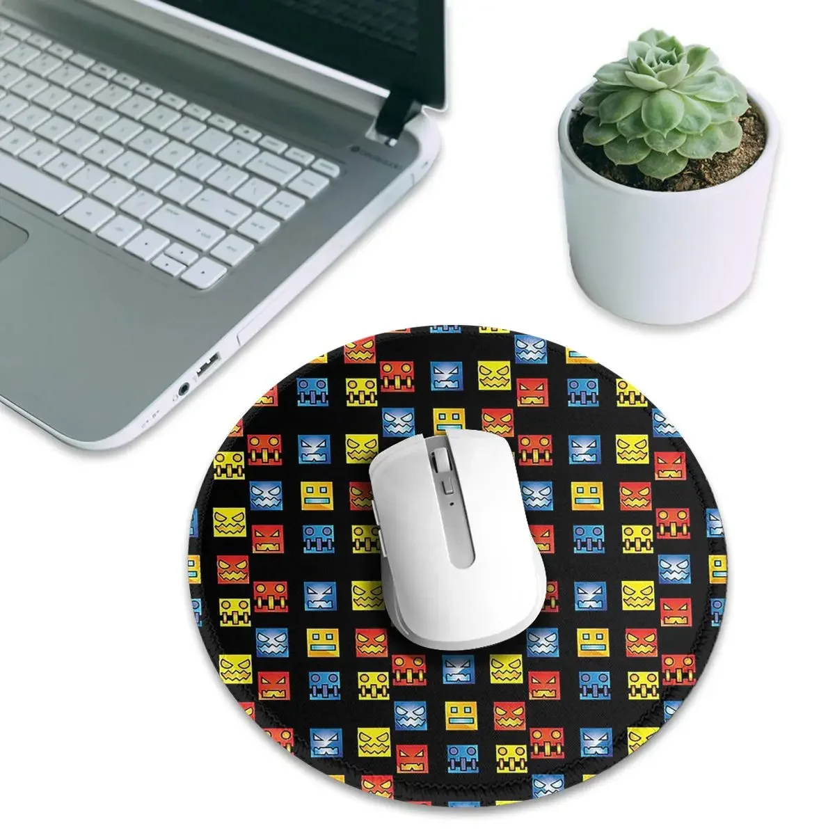 Video Game Geometry Dash Round Mouse Pad Computer Keyboard Mouse Mat Gamer PC Desk Mat Office Table Mats