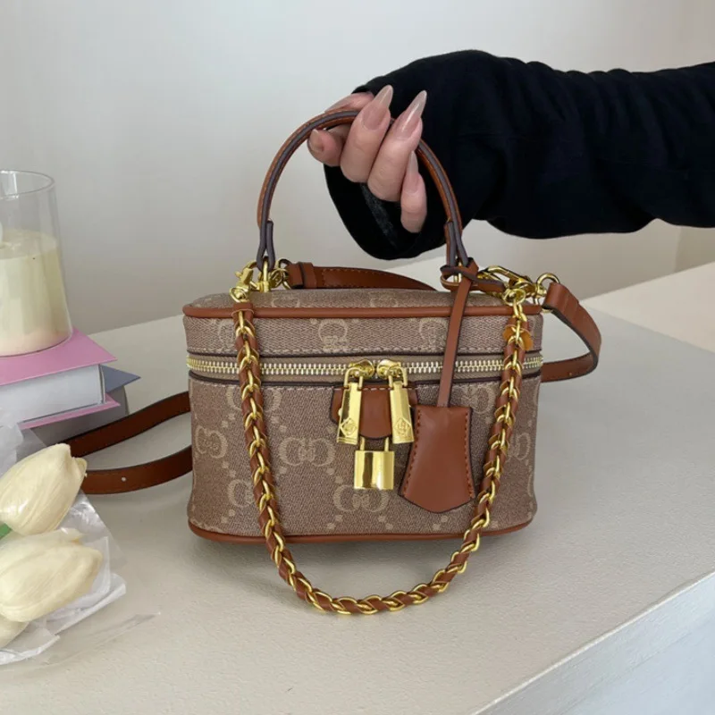 

New Temperament Box Bag Women's High-end Retro Handbag Foreign Style Shoulder Messenger Bag Versatile