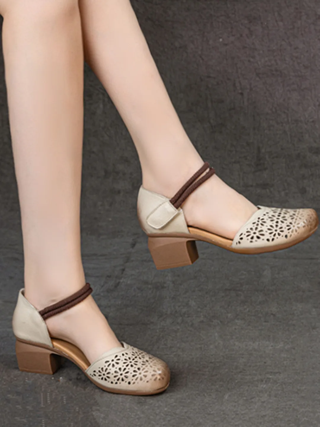 Retro Style Genuine Leather Sandals Women Summer Thick Heel Buckle Hollow out Breathable Middle Age Women Shoes